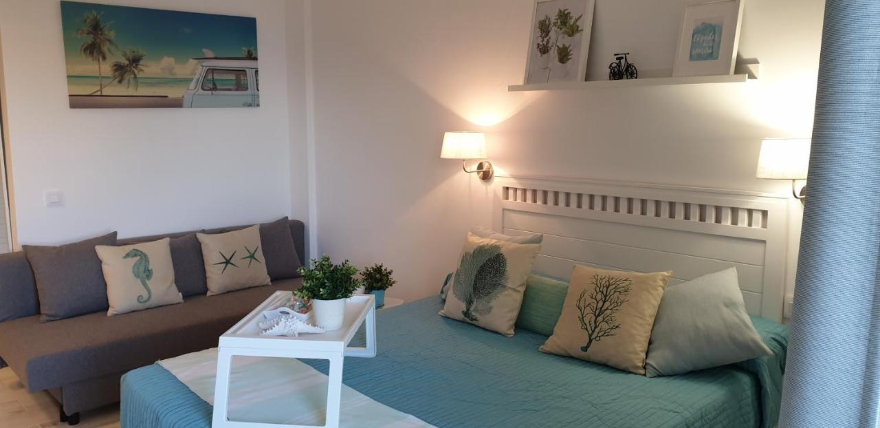 Apartamentos Holidays Benalbeach ベナルマデナ エクステリア 写真