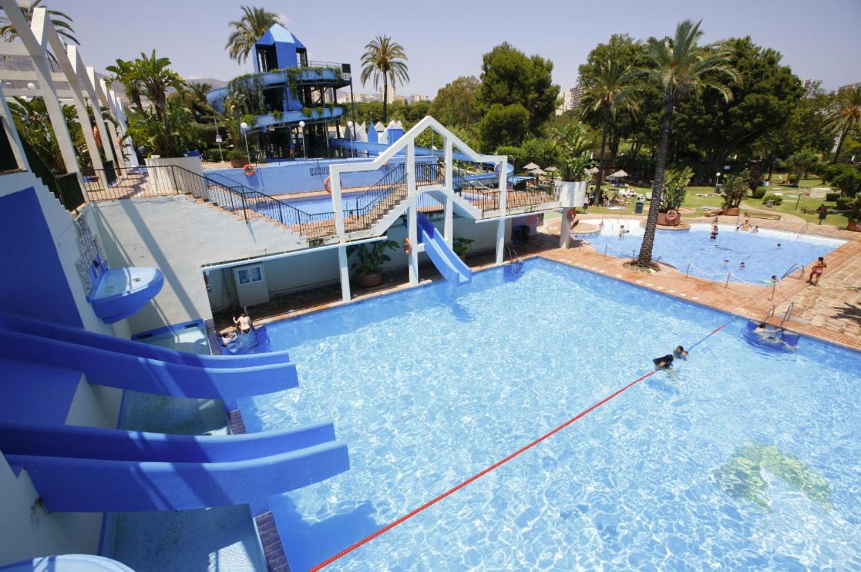 Apartamentos Holidays Benalbeach ベナルマデナ エクステリア 写真